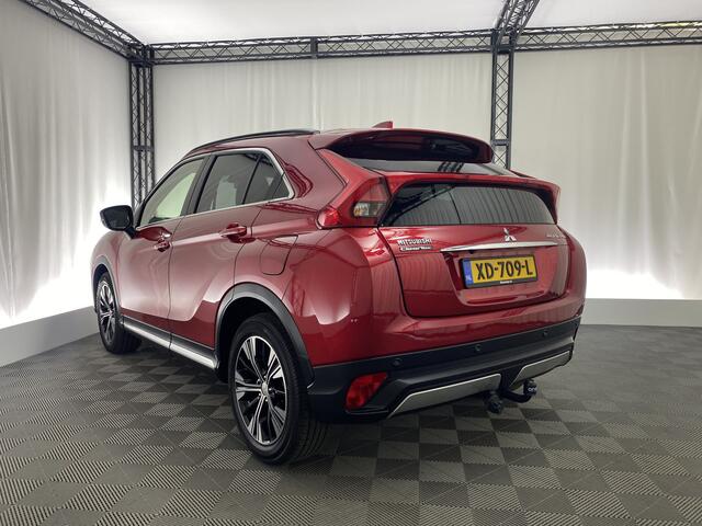 Mitsubishi ECLIPSE Cross 1.5 DI-T Instyle Automaat | Pano-Dak | CarPlay | Trekhaak | Dodehoek Det. | 360' Camera | Elek. Stoel |