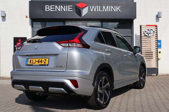 Mitsubishi ECLIPSE Cross 2.4 PHEV Executive | AdaptiveCruise | Standkachel | All Seasons