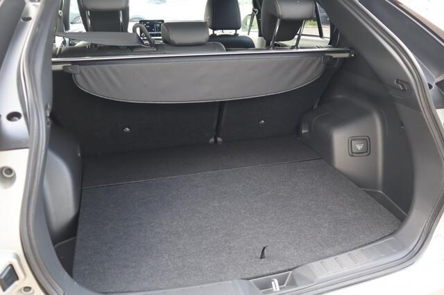 Mitsubishi ECLIPSE Cross 2.4 PHEV Executive | AdaptiveCruise | Standkachel | All Seasons