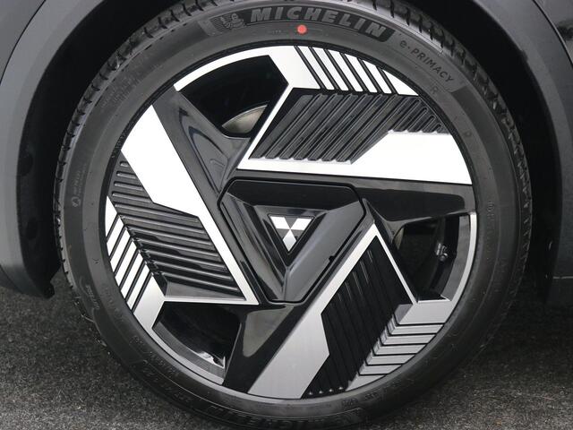Mitsubishi ECLIPSE Cross Intense+ 87 kWh / ¤5.000,- Voordeel op nieuwprijs! / Direct leverbaar / 360 Camera / Mi Pilot / 20" Lichtmetalen velgen /