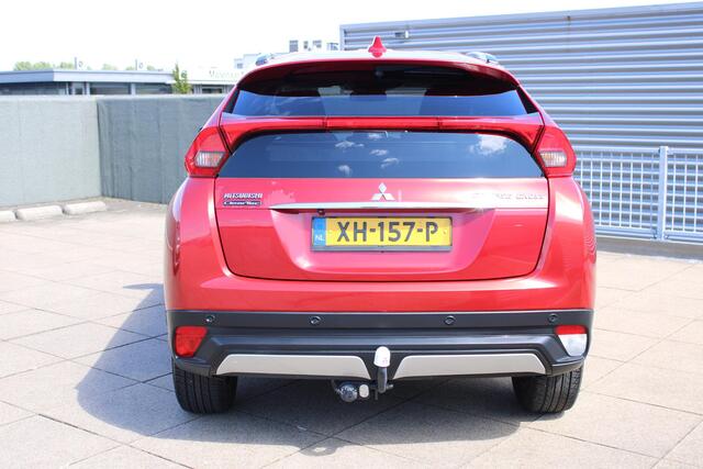 Mitsubishi ECLIPSE Cross 1.5 DI-T First Edition Navigatie / Camera / Trekhaak
