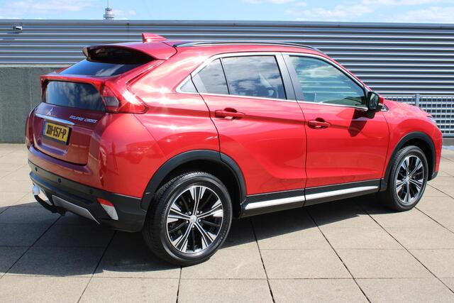 Mitsubishi ECLIPSE Cross 1.5 DI-T First Edition Navigatie / Camera / Trekhaak