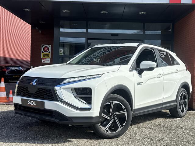 Mitsubishi ECLIPSE Cross 2.4 PHEV Intense // TREKHAAK // LED // CAMERA // KEYLESS // APPLE CARPLAY / ANDROID AUTO // CLIMA // STOELVERWARMING