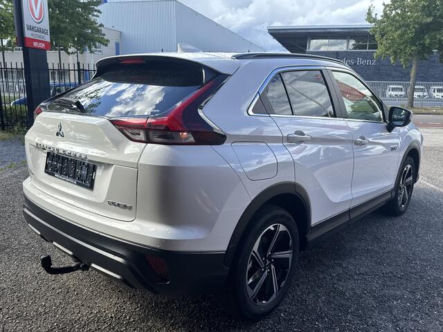 Mitsubishi ECLIPSE Cross 2.4 PHEV Intense // TREKHAAK // LED // CAMERA // KEYLESS // APPLE CARPLAY / ANDROID AUTO // CLIMA // STOELVERWARMING