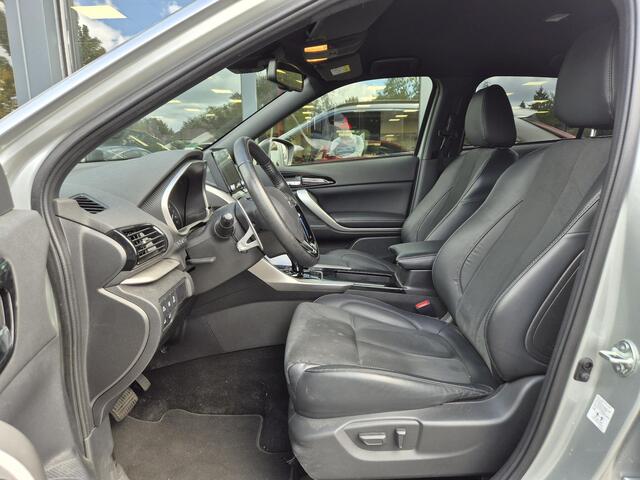 Mitsubishi ECLIPSE Cross 2.4 PHEV Executive | Navigatie | Trekhaak |
