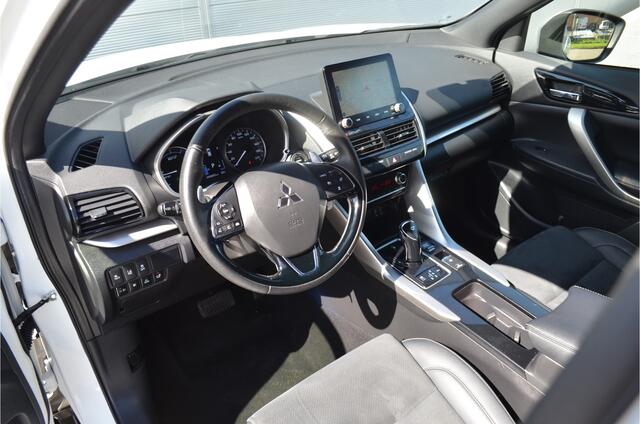 Mitsubishi ECLIPSE Cross PHEV 2.4 EXECUTIVE 4WD | PLUG IN HYBRID | SoH 90% | V2H | ADAPTIEF CRUISE | ALL SEASON BANDEN | TREKHAAK 1500 KG | DODEHOEK ASSISTENT | 360 CAMERA | FABRIEKSGARANTIE TOT 15-12-2030* | NP € 48.616,- | ALL IN RIJKLAA