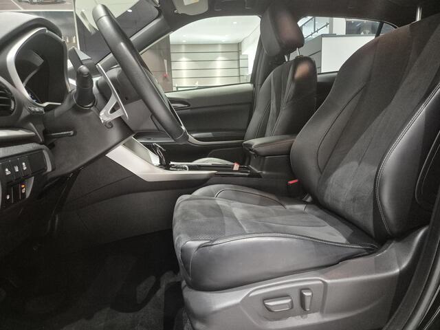 Mitsubishi ECLIPSE Cross 2.4 PHEV Intense+ | Trekhaak | Stoelverwarming | Navigatie | Climate Control |