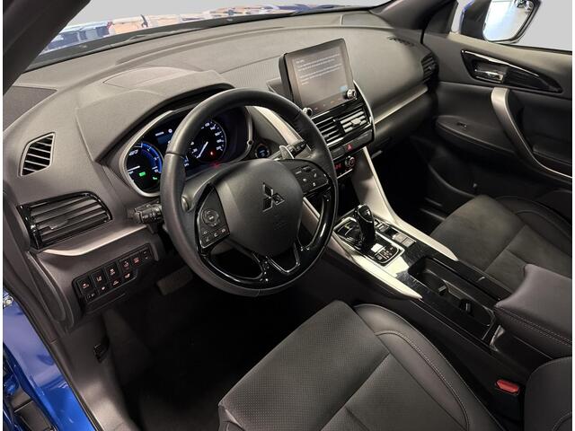 Mitsubishi ECLIPSE Cross 2.4 PHEV First Edition Trekhaak, 360 camera , 100% Onderhouden
