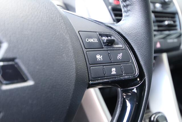 Mitsubishi ECLIPSE Cross 2.4 PHEV Executive NL-Auto, Trekhaak, Adaptive Cruise