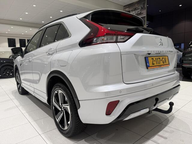 Mitsubishi ECLIPSE Cross 2.4 PHEV Executive | Trekhaak | Stoelverwarming | Adaptive Cruise Control | Navigatie |