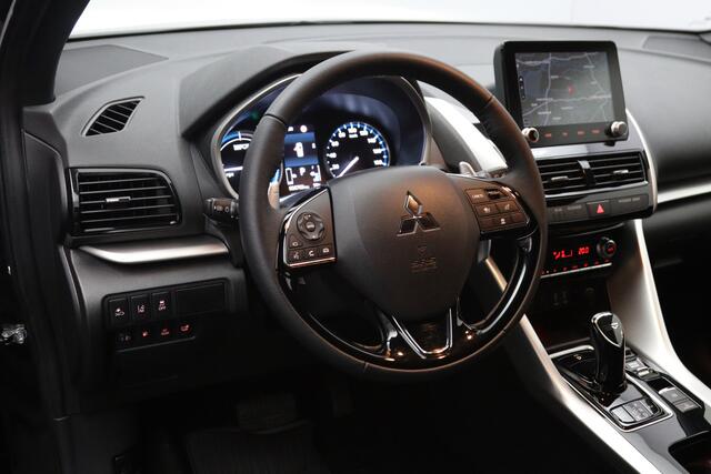 Mitsubishi ECLIPSE Cross 2.4 PHEV 188 PK Executive, LED, Adaptieve Cruise Control, 360 Camera, Leder-Alcantara