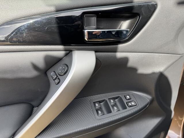 Mitsubishi ECLIPSE Cross 2.4 PHEV Executive