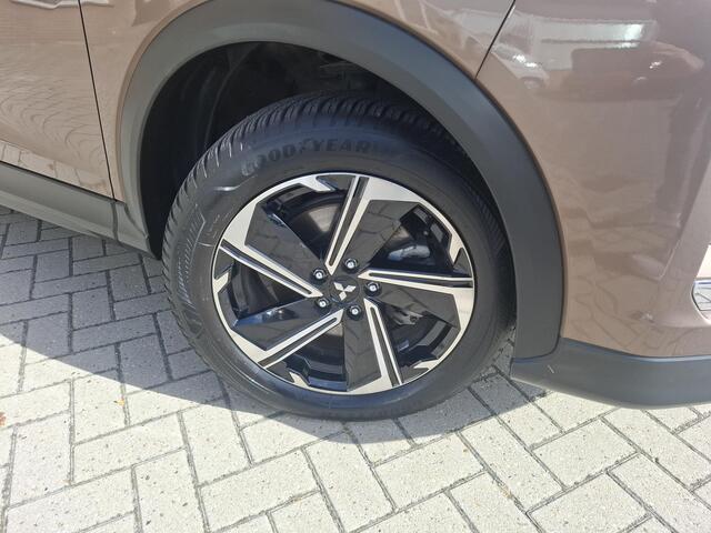 Mitsubishi ECLIPSE Cross 2.4 PHEV Business Executive SOH 98%