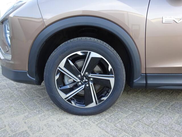 Mitsubishi ECLIPSE Cross 2.4 PHEV HEAD UP AUTOMAAT 4WD SOH 98%