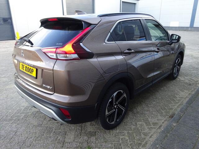 Mitsubishi ECLIPSE Cross 2.4 PHEV HEAD UP AUTOMAAT 4WD SOH 98%