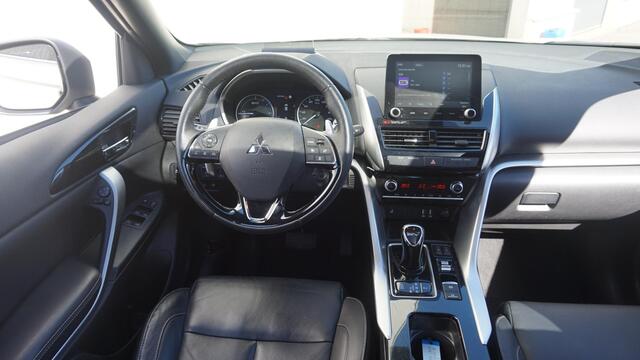 Mitsubishi ECLIPSE Cross 2.4 PHEV Panoramadak | SOH 99.2% | Elektr Verst. Stoelen | PDC V+A