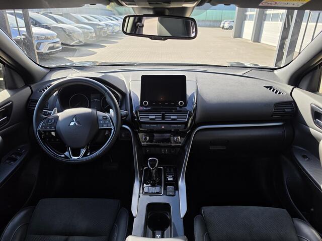 Mitsubishi ECLIPSE Cross 2.4 PHEV Black Edition | 360° Camera | Navigatie | Stoel en stuurverwarming |