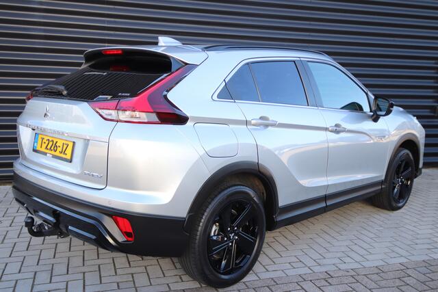 Mitsubishi ECLIPSE Cross 2.4 PHEV Black Edition E.Achterklep! NL-Auto, 1e eigenaar, Trekhaak