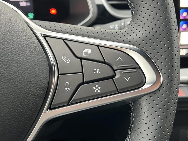 Mitsubishi GRANDIS 1.8 HEV Intense+ / ¤ 2.000,- Voordeel op de Nieuwprijs / Prijs is rijklaar / 8 Jaar Fabrieksgarantie / Direct leverbaar / Stuurwiel en Stoelverwarming / Adaptieve Cruise / Verwarmde Vooruit / Keyless Entry & Start / Climate Control /