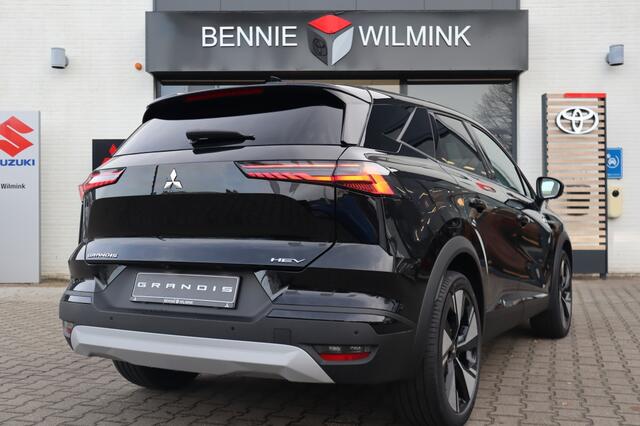 Mitsubishi GRANDIS 1.8 HEV First Edtition