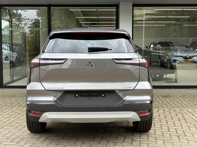 Mitsubishi GRANDIS 1.8 HEV Instyle NIEUW UIT VOORRAAD LEVERBAAR | Elektrochromatisch glazen panoramadak | Harman Kardon Audio | Lederen bekleding | Elektrisch verstelbare bestuurdersstoel | Climate Control | Navigatiesysteem | 8 jaar fabrieksgarantie