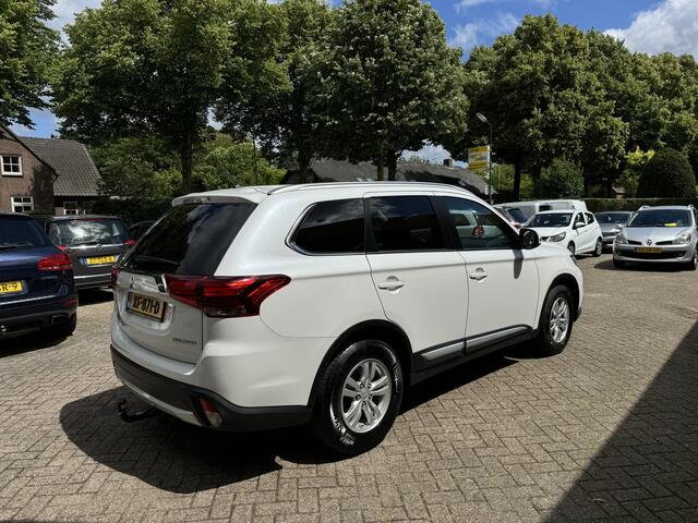 Mitsubishi OUTLANDER 2.0 Business Edition Climate Control