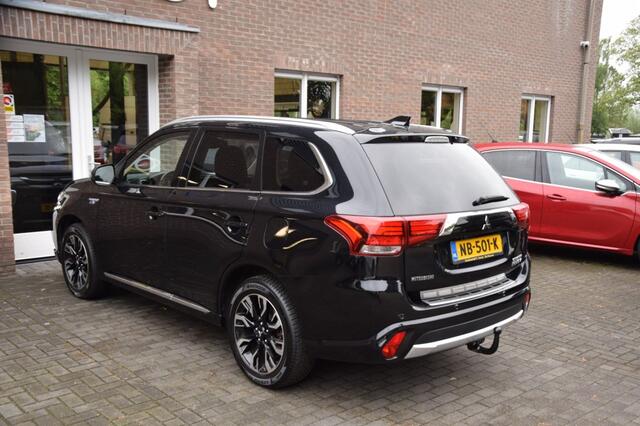 Mitsubishi OUTLANDER 2.0 PHEV PREMIUM