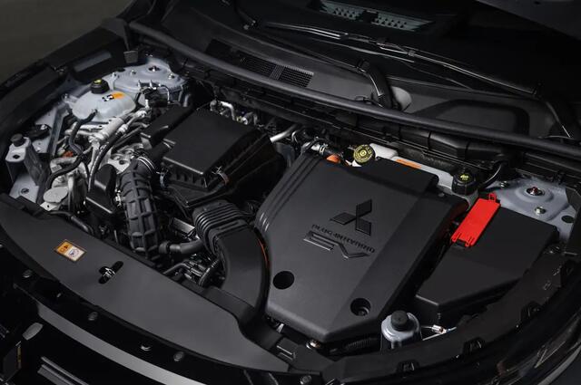 Mitsubishi OUTLANDER 2.4 PHEV Instyle | NIEUW MODEL | LEVERING 2025 | NU TE BESTELLEN! |