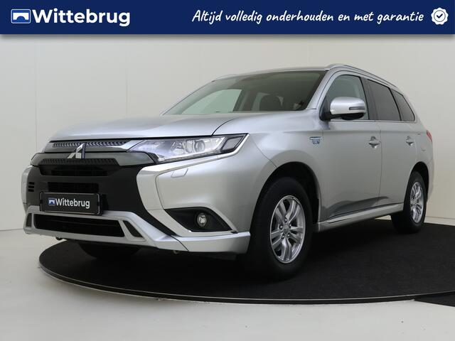 Mitsubishi OUTLANDER 2.4 PHEV Pure 225 pk Automaat | Climate Control | Trekhaak | Navigatie by App