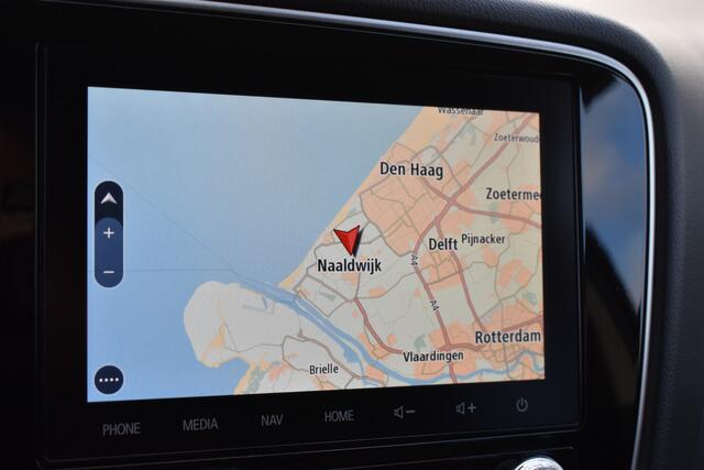 Mitsubishi OUTLANDER 2.4 PHEV Instyle Standkachel Navigatie
