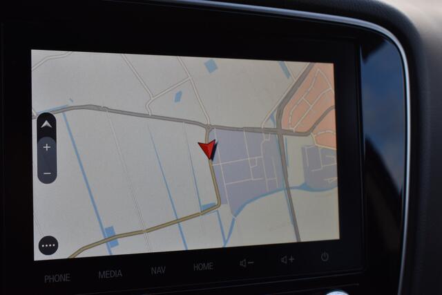 Mitsubishi OUTLANDER 2.4 PHEV Instyle Standkachel Navigatie