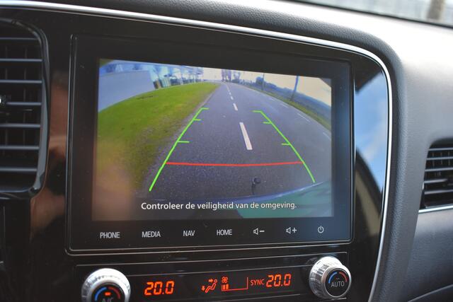Mitsubishi OUTLANDER 2.4 PHEV Instyle Standkachel Navigatie