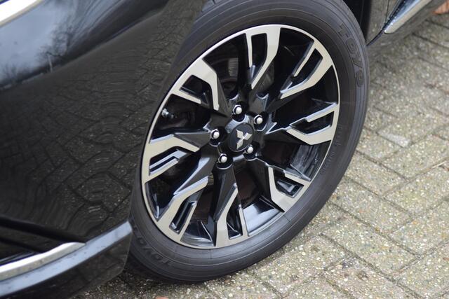 Mitsubishi OUTLANDER 2.0 PHEV Premium met Nav/Cam/Led/Rockfort Audio