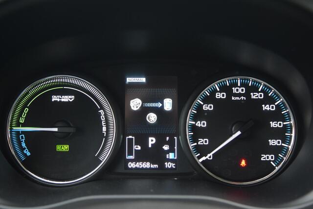 Mitsubishi OUTLANDER 2.0 PHEV Premium met Nav/Cam/Led/Rockfort Audio