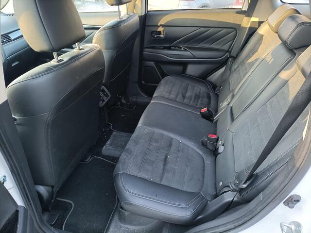Mitsubishi OUTLANDER 2.4 PHEV Intense Camera Leer Stoelverw.