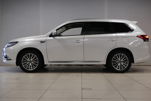 Mitsubishi OUTLANDER 2.4 PHEV Intense+