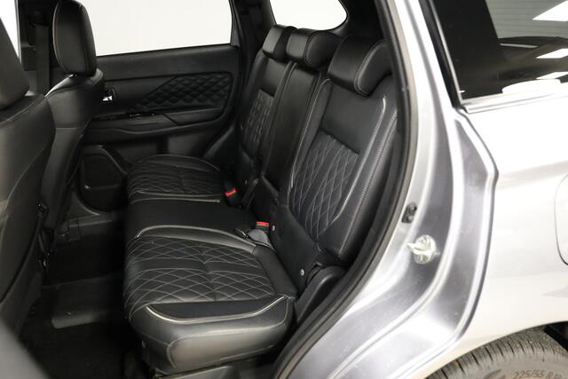Mitsubishi OUTLANDER 2.4 PHEV Instyle | Schuif- opendak | Cruise Adaptief | 360 Camera