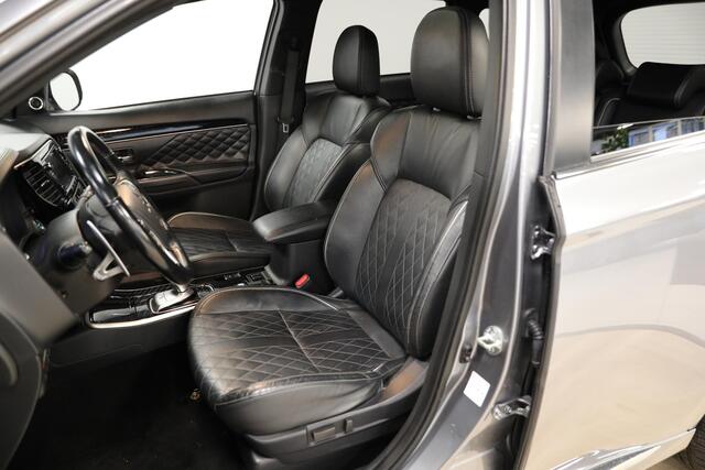 Mitsubishi OUTLANDER 2.4 PHEV Instyle | Schuif- opendak | Cruise Adaptief | 360 Camera