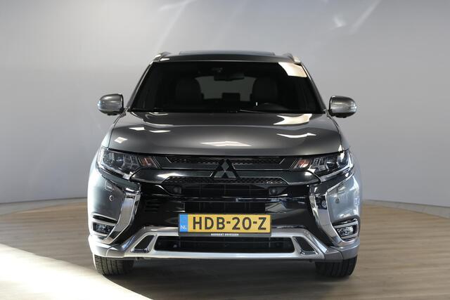 Mitsubishi OUTLANDER 2.4 PHEV Instyle | Schuif- opendak | Cruise Adaptief | 360 Camera
