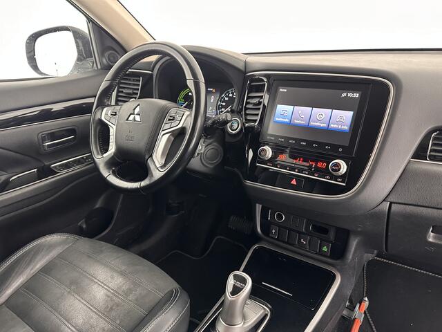 Mitsubishi OUTLANDER 2.4 PHEV Intense (INCL.BTW) *FULL-LED | 1/2LEATHER-MICROFIBRE | COMFORT-SEATS | APP.CONNECT | CAMERA | KEYLESS | DAB+ | ECC | PDC | CRUISE | TOWBAR | 18''ALU*