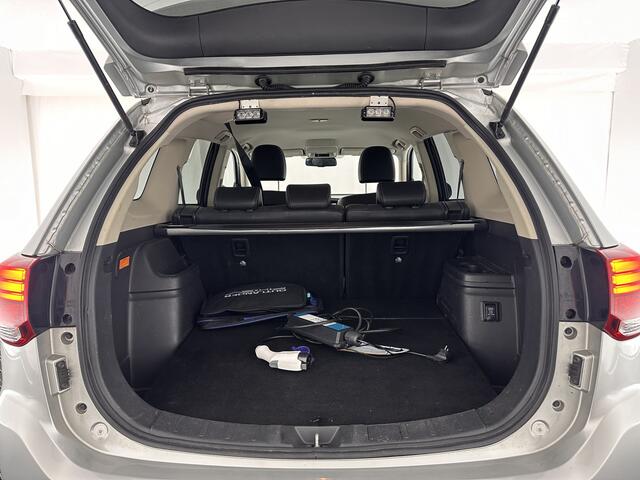 Mitsubishi OUTLANDER 2.4 PHEV Intense (INCL.BTW) *FULL-LED | 1/2LEATHER-MICROFIBRE | COMFORT-SEATS | APP.CONNECT | CAMERA | KEYLESS | DAB+ | ECC | PDC | CRUISE | TOWBAR | 18''ALU*