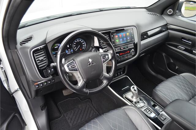 Mitsubishi OUTLANDER PHEV 2.4 INSTYLE 4WD | PLUG IN HYBRID | V2G | FULL OPTIONS | SCHUIFDAK | ADAPTIEF CRUISE | TREKHAAK 1500KG | ALL SEASON BANDEN | ALL IN RIJKLAARPRIJS