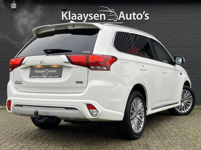Mitsubishi OUTLANDER 2.4 PHEV 225 pk Intense+ 4WD AUT. | dealer onderhouden | navigatie | trekhaak | leder/alcantara | camera