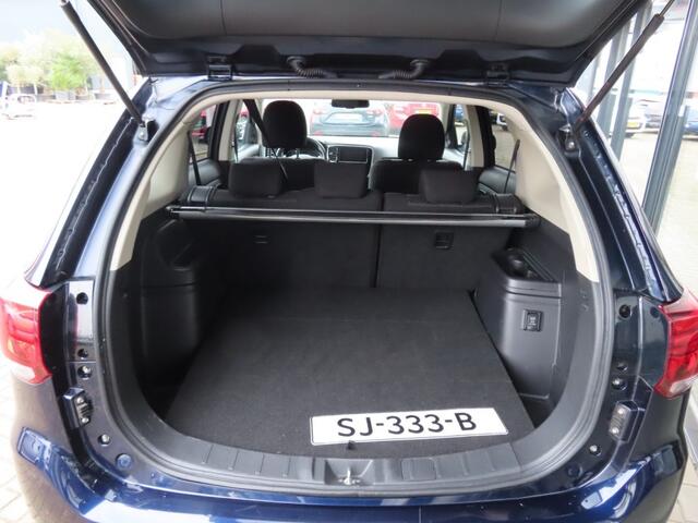 Mitsubishi OUTLANDER 2.0 business Edition Ecc Apple/C Trekhaak 2018
