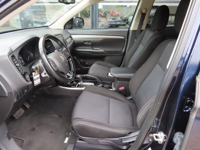 Mitsubishi OUTLANDER 2.0 business Edition Ecc Apple/C Trekhaak 2018