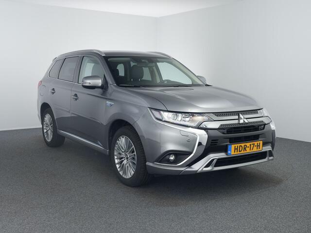 Mitsubishi OUTLANDER 2.4 PHEV Intense | Carplay | Camera |