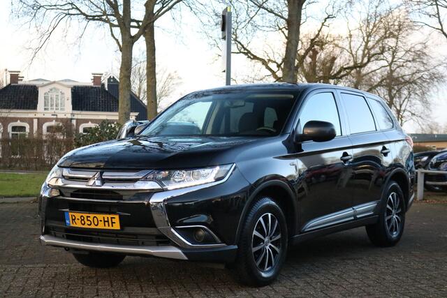 Mitsubishi OUTLANDER 2.0 Business Edition | Clima | Cruise | Trekhaak