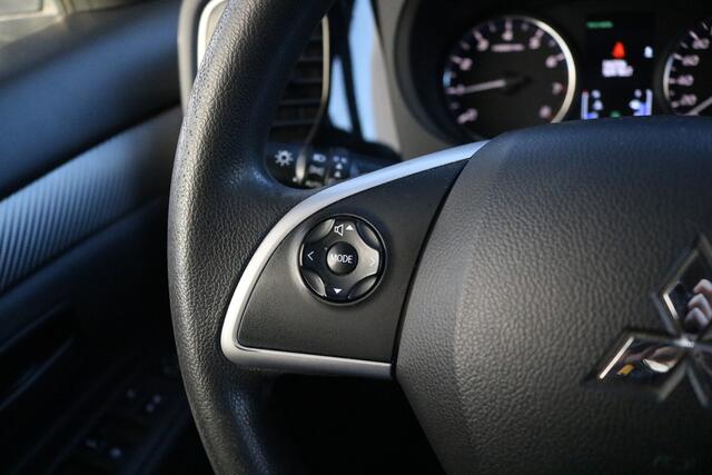 Mitsubishi OUTLANDER 2.0 Business Edition | Clima | Cruise | Trekhaak