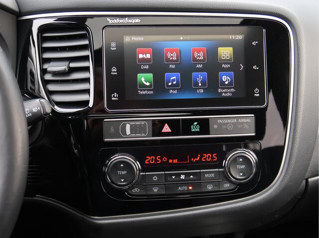 Mitsubishi OUTLANDER 2.4 PHEV Intense+ | schuifdak | trekhaak | camera |