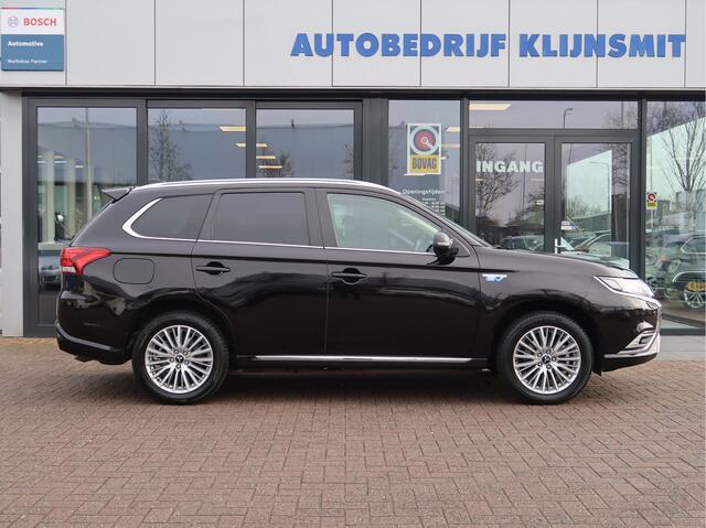 Mitsubishi OUTLANDER 2.4 PHEV Intense+ | schuifdak | trekhaak | camera |